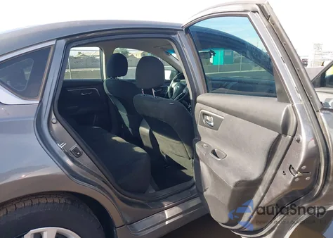 2015 Nissan Altima 2.5 S из США, поврежденный, VIN 1N4AL3AP4FN329245